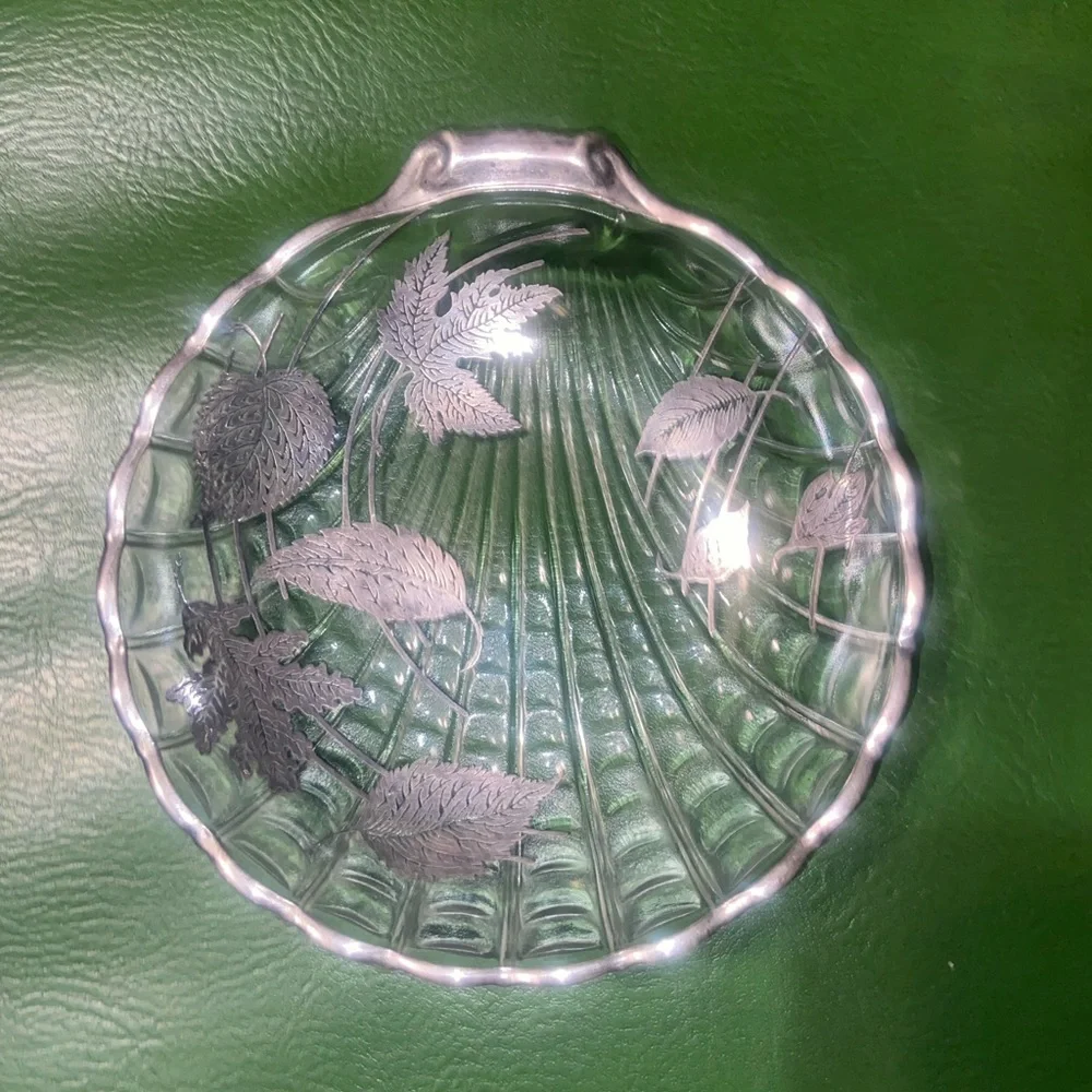 Silver City Silver Overlay Shell Dish Plate Bowl Clear Scalloped Candy Dish